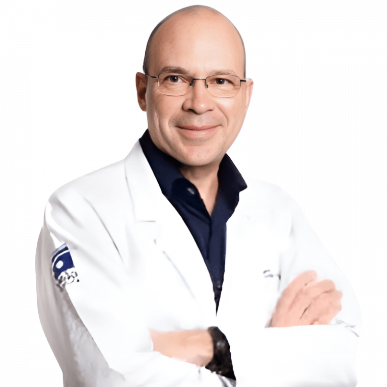 Dr. Renato Machado Toscano